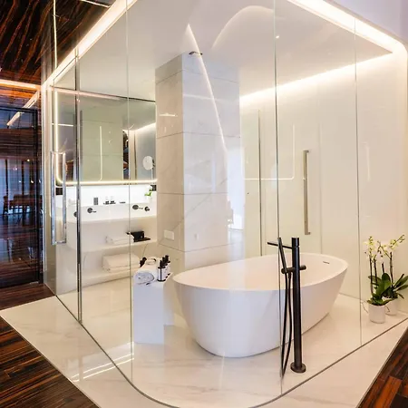 Romeo Hotel Roma