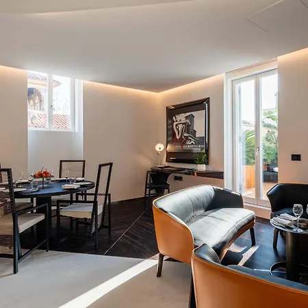 Romeo Hotel