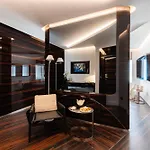 Romeo Hotel