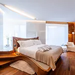 Hotel Romeo