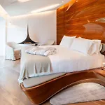 Hotel Romeo 5*