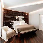 Romeo Hotel