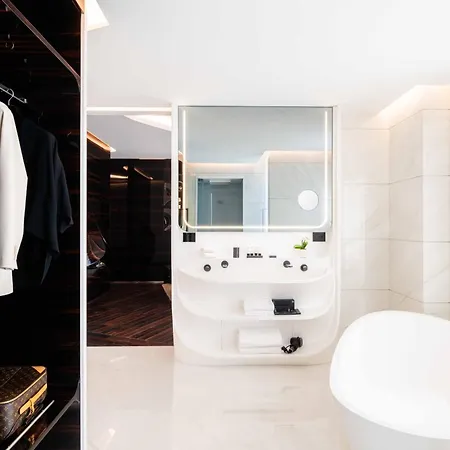 Romeo Ξενοδοχείο 5*