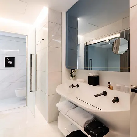 Romeo Hotel 5*