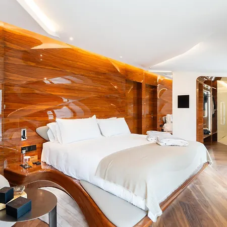 Romeo Hotel