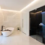 Romeo 5* Roma