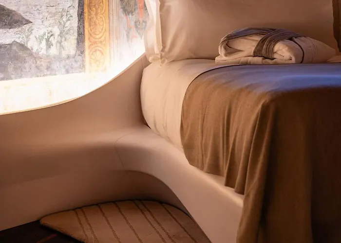 Hotel Romeo 5*